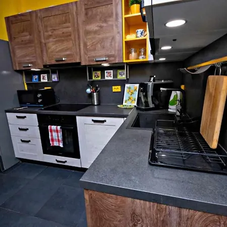 Apartament Heart Of - Optional Paid Parking